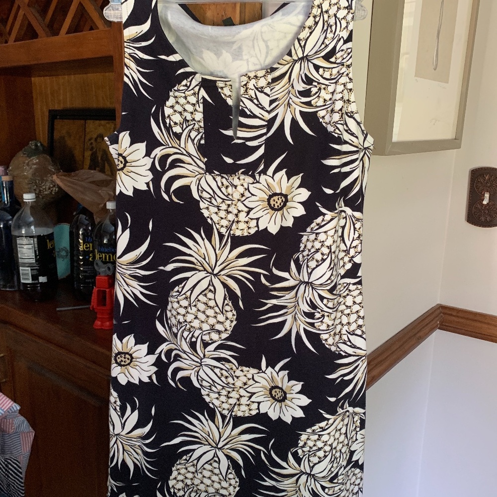 Talbotsβ floral pineapple sheath slit neck dress. Retail 129.50